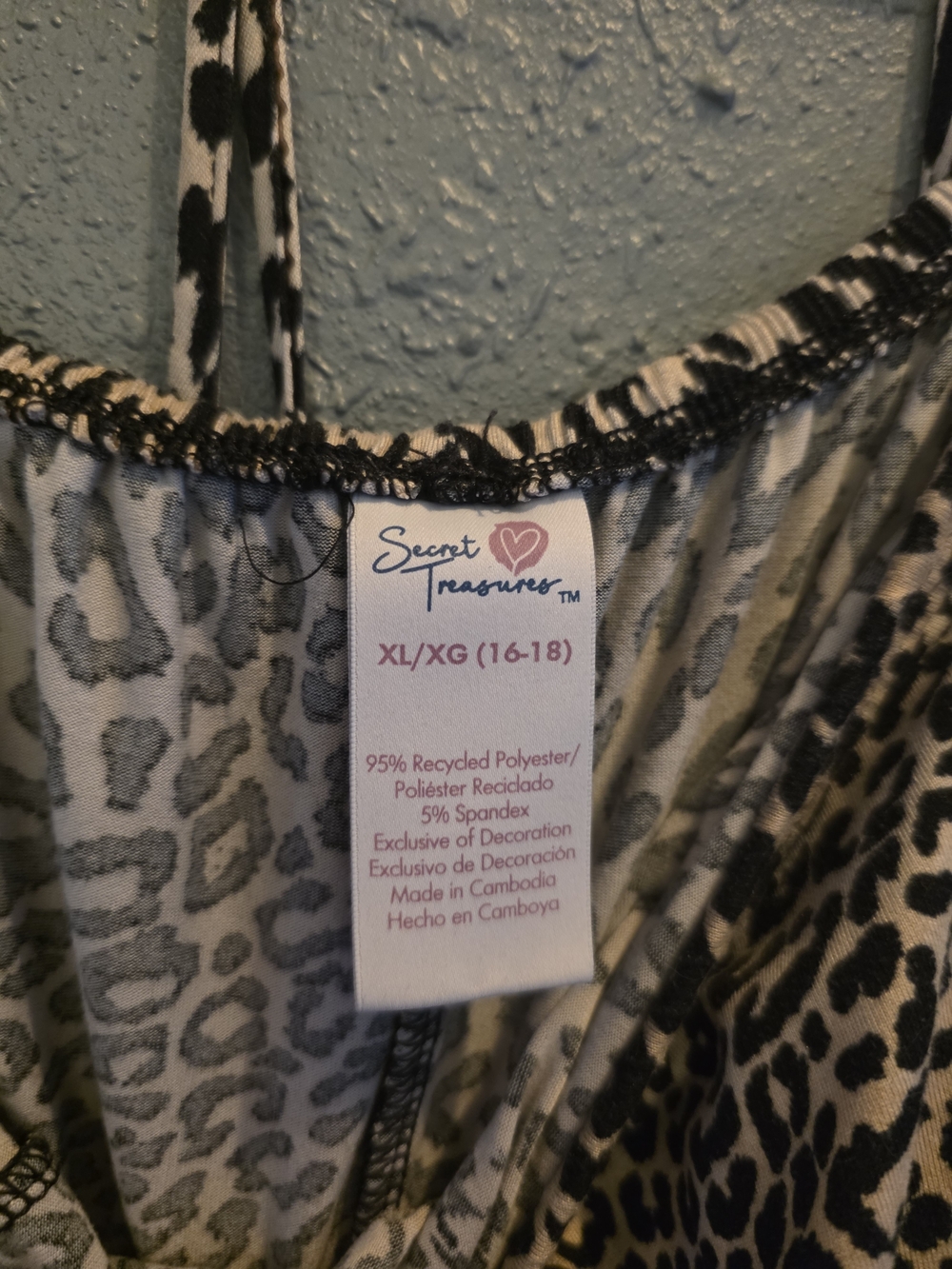 Lepord Print Pj Set - Picture 3 of 4